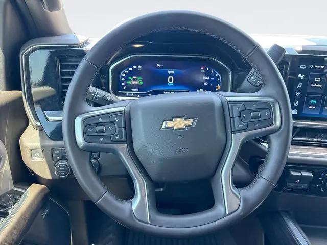 2025 Chevrolet Silverado 2500HD 4WD Crew Cab Standard Bed LTZ