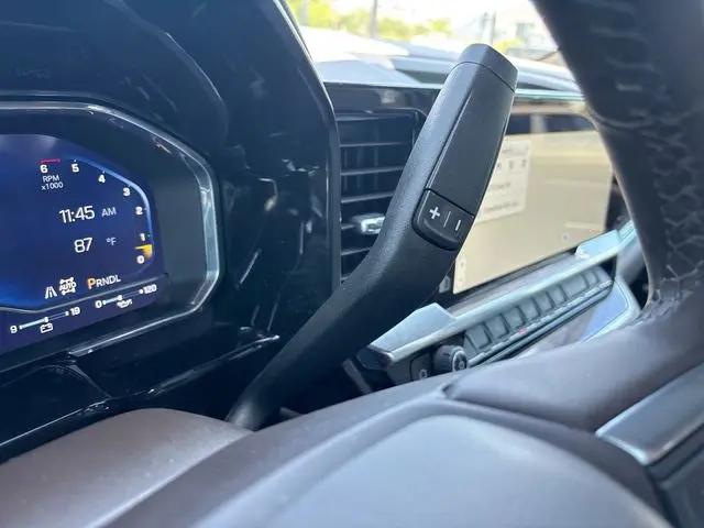 2025 Chevrolet Silverado 2500HD 4WD Crew Cab Standard Bed LTZ
