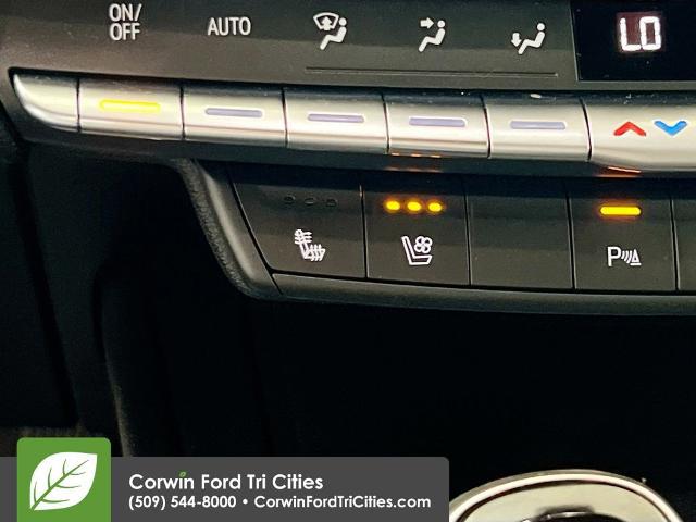 2020 Cadillac XT4 AWD Premium Luxury