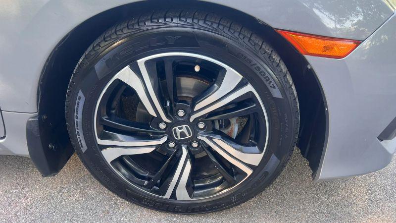 2017 Honda Civic Touring