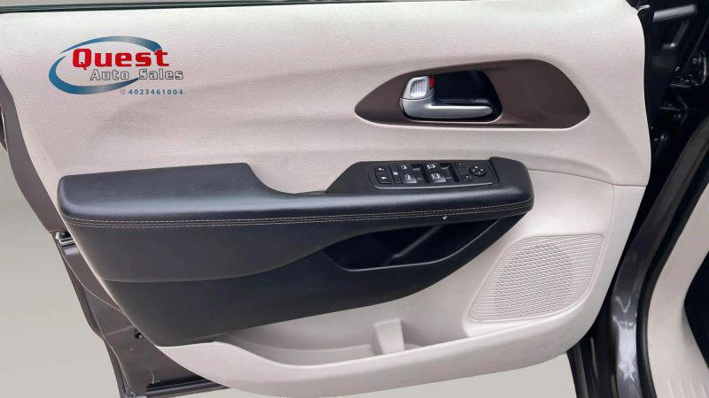2018 Chrysler Pacifica Touring L