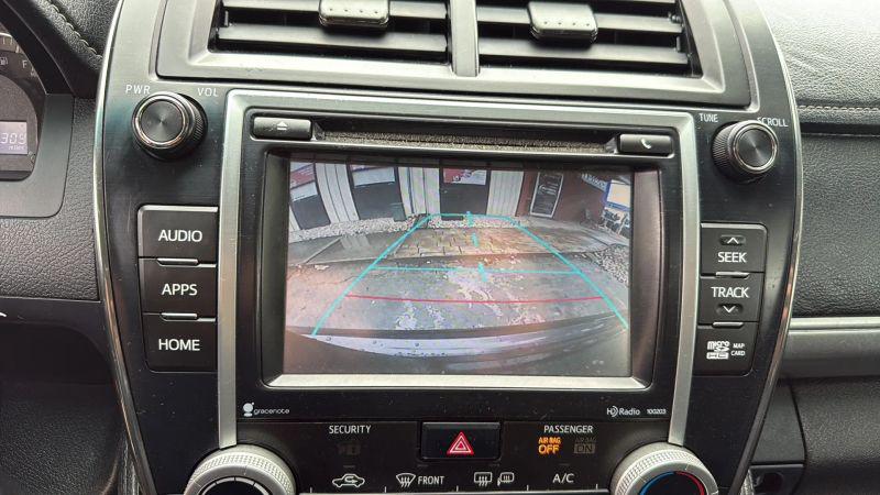 2014 Toyota Camry SE
