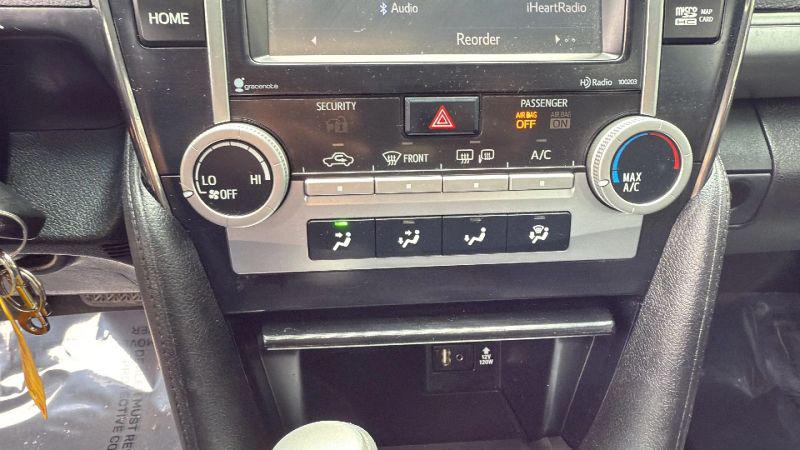 2014 Toyota Camry SE