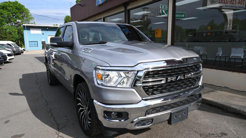 2022 Ram 1500 Big Horn Crew Cab 4x2 57 Box