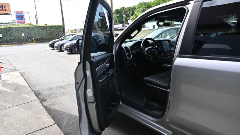 2022 Ram 1500 Big Horn Crew Cab 4x2 57 Box