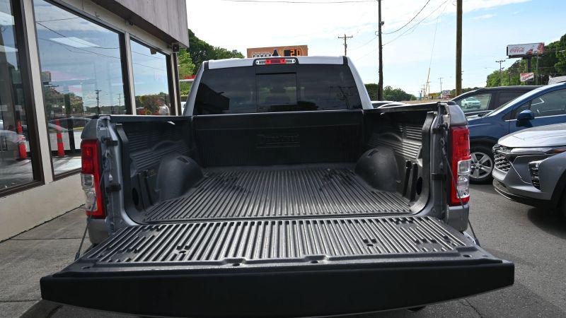 2022 Ram 1500 Big Horn Crew Cab 4x2 57 Box