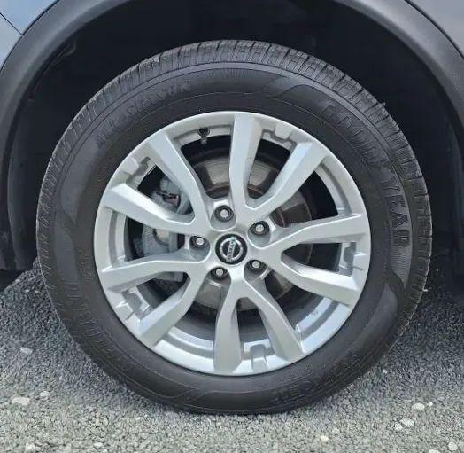 2021 Nissan Rogue Sport SV FWD Xtronic CVT
