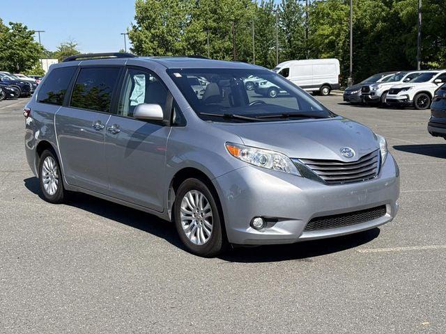 2015 Toyota Sienna XLE Premium 8 Passenger 2015 Toyota Sienna XLE Premium 8 Passenger