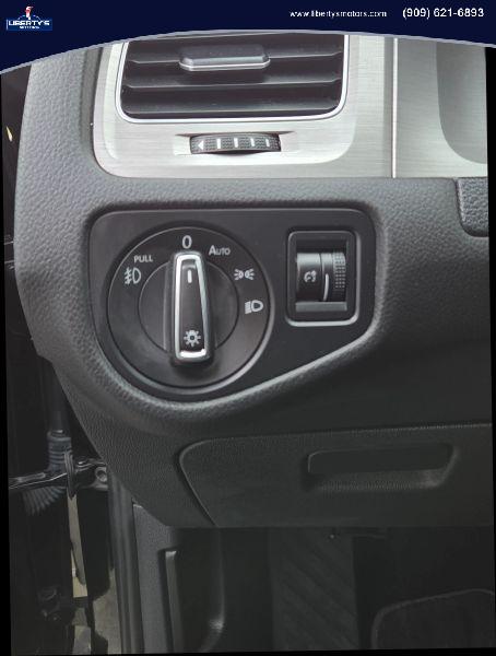 2016 Volkswagen Golf SportWagen TSI SE 4-Door