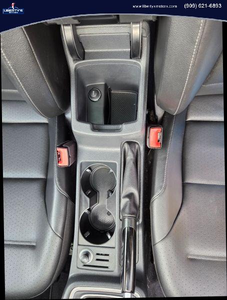 2016 Volkswagen Golf SportWagen TSI SE 4-Door