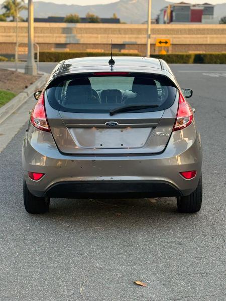 2014 Ford Fiesta SE