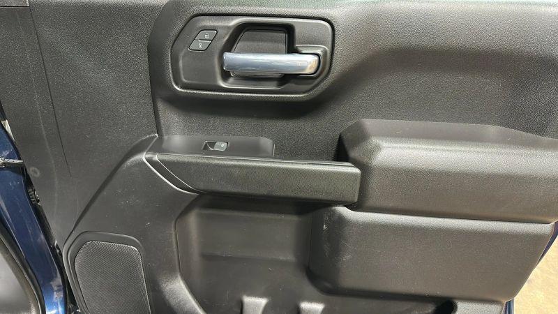2023 GMC Sierra 1500 4WD Double Cab Standard Box Pro