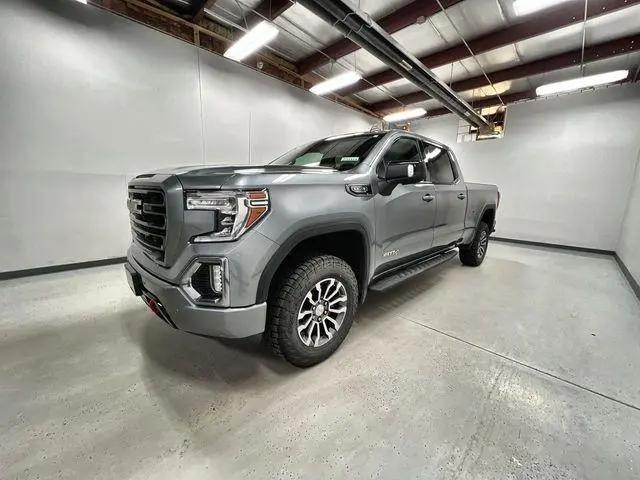 2022 GMC Sierra 1500 Limited 4WD Crew Cab Standard Box AT4 for sale in RHINELANDER, WI