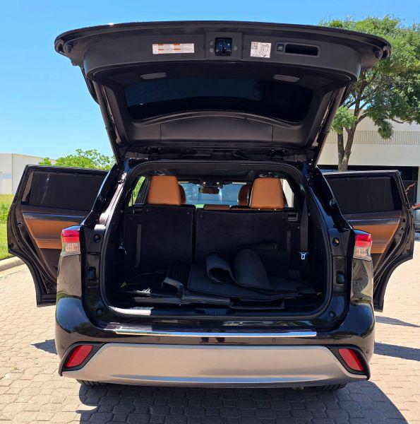 2022 Toyota Highlander Platinum