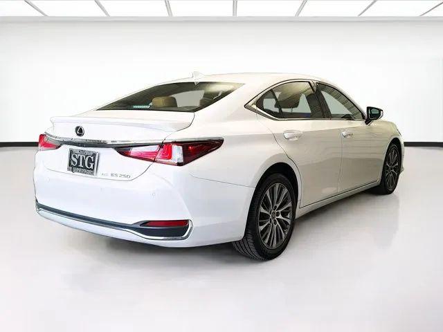 2021 Lexus ES 250 250