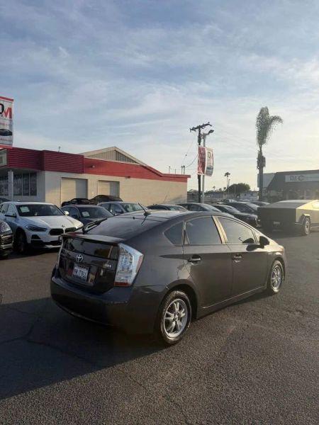 2011 Toyota Prius Two