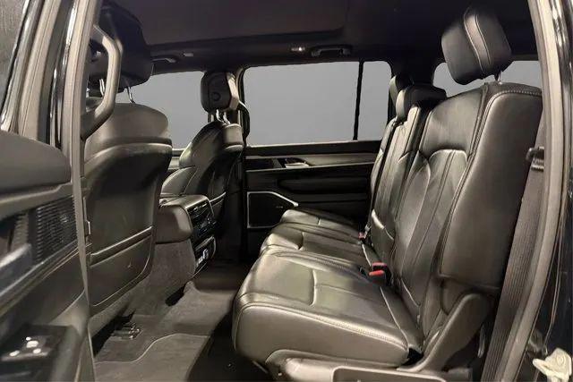 2024 Jeep Wagoneer Series II Carbide
