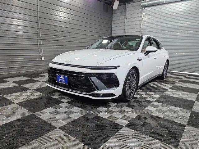 2025 Hyundai Sonata Hybrid Limited