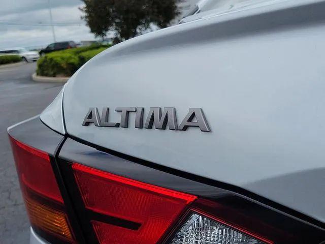 2025 Nissan Altima SV FWD
