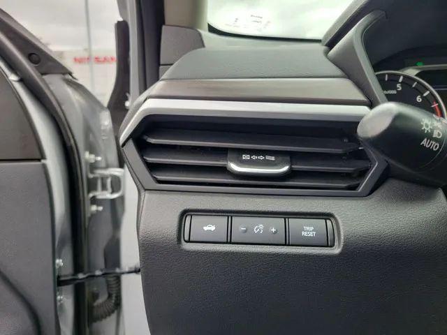 2025 Nissan Altima SV FWD