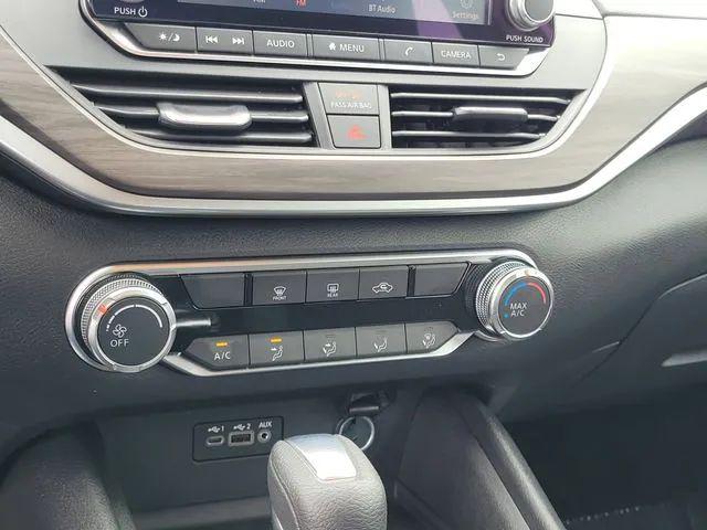 2025 Nissan Altima SV FWD