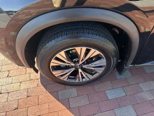 2023 Nissan Rogue SV FWD