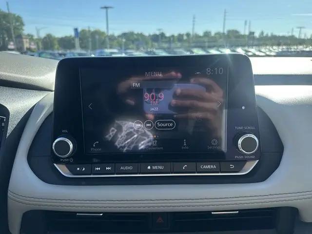 2023 Nissan Rogue SV FWD