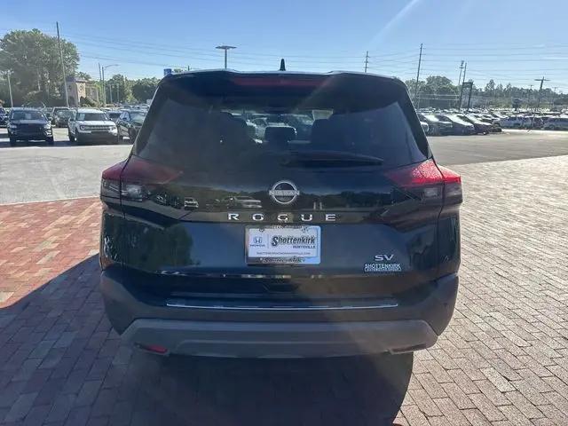2023 Nissan Rogue SV FWD