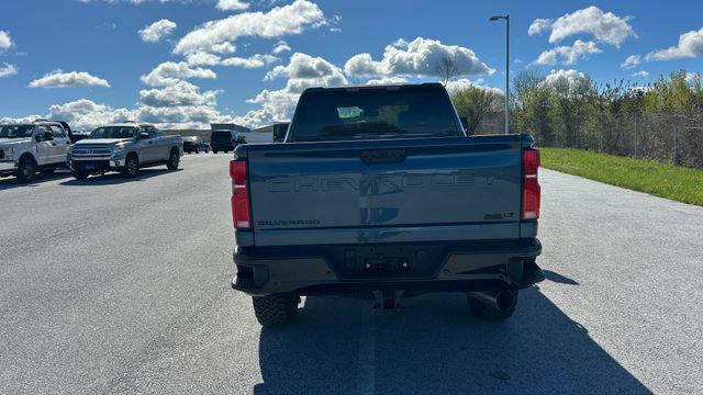 2026 Chevrolet Silverado 2500HD Crew Cab, Standard Bed, LT, 4WD
