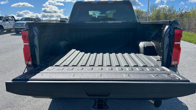 2026 Chevrolet Silverado 2500HD Crew Cab, Standard Bed, LT, 4WD