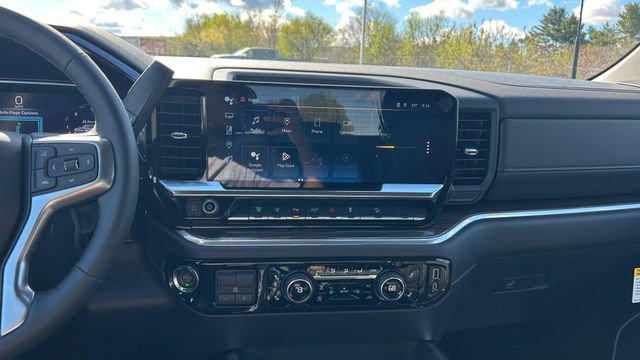 2026 Chevrolet Silverado 2500HD Crew Cab, Standard Bed, LT, 4WD
