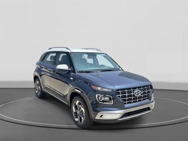 2026 Hyundai Venue SEL w/Two-Tone Roof