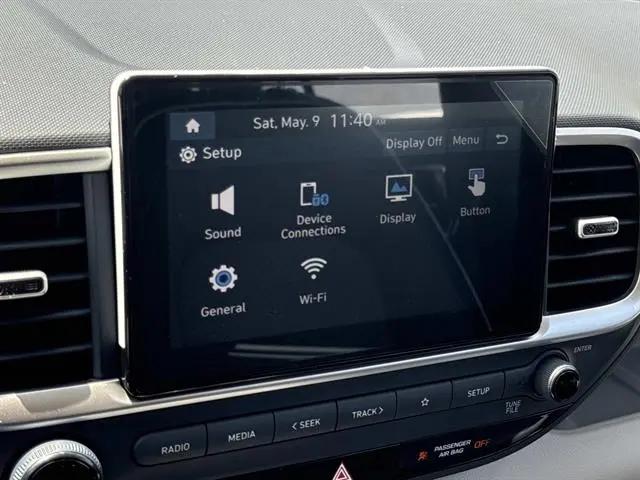 2026 Hyundai Venue SEL w/Two-Tone Roof