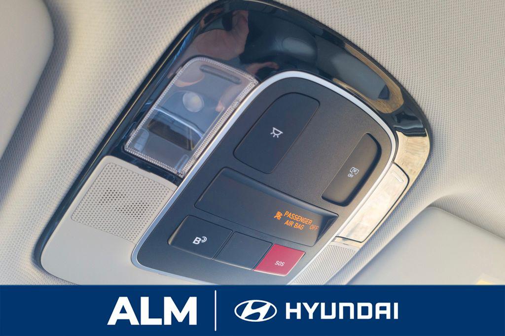 New 2026 Shimmering Silver HYUNDAI SEL FWD image 33