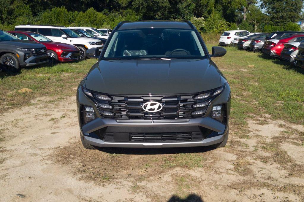 New 2026 Green HYUNDAI SEL FWD image 2