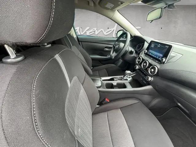 2024 Nissan Sentra SV Xtronic CVT