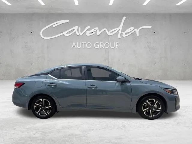 2024 Nissan Sentra SV Xtronic CVT