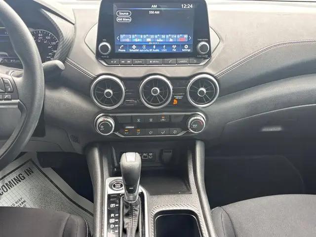 2024 Nissan Sentra SV Xtronic CVT