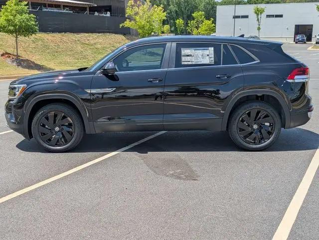 2026 Volkswagen Atlas Cross Sport SE with Technology