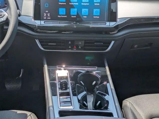 2026 Volkswagen Atlas Cross Sport SE with Technology