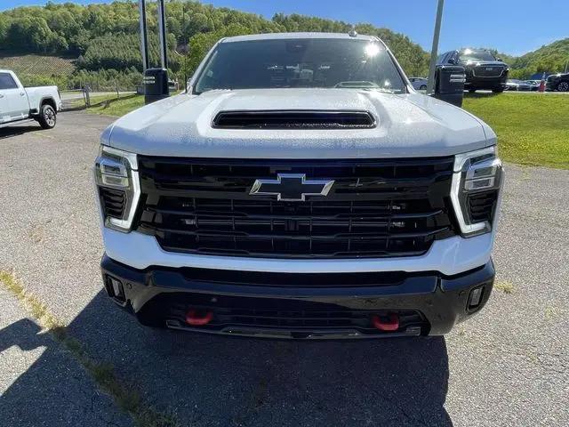 2026 Chevrolet Silverado 2500HD Crew Cab, Standard Bed, LTZ, 4WD