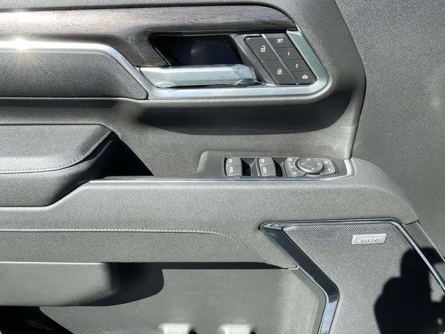 2026 Chevrolet Silverado 2500HD Crew Cab, Standard Bed, LTZ, 4WD
