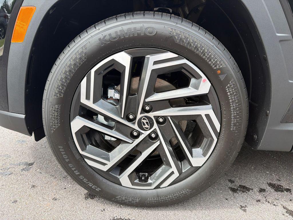 New 2026 Black HYUNDAI SEL FWD image 12