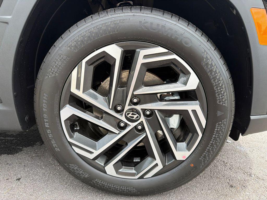 New 2026 Black HYUNDAI SEL FWD image 13