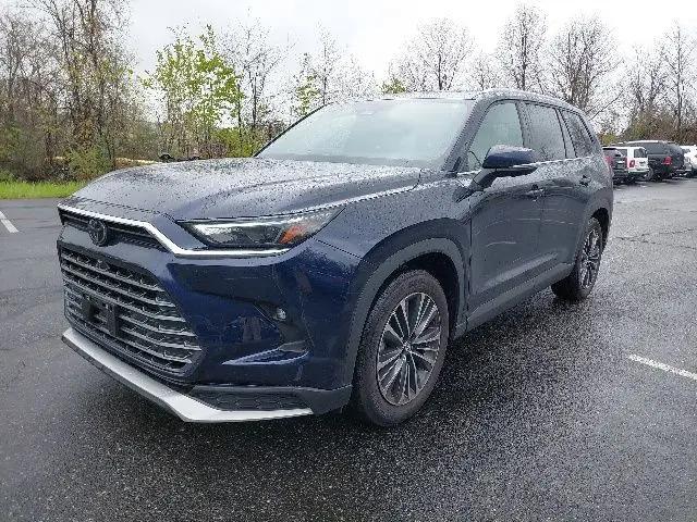 2025 Toyota Grand Highlander Hybrid Platinum MAX