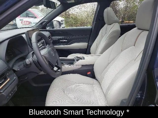 2025 Toyota Grand Highlander Hybrid Platinum MAX