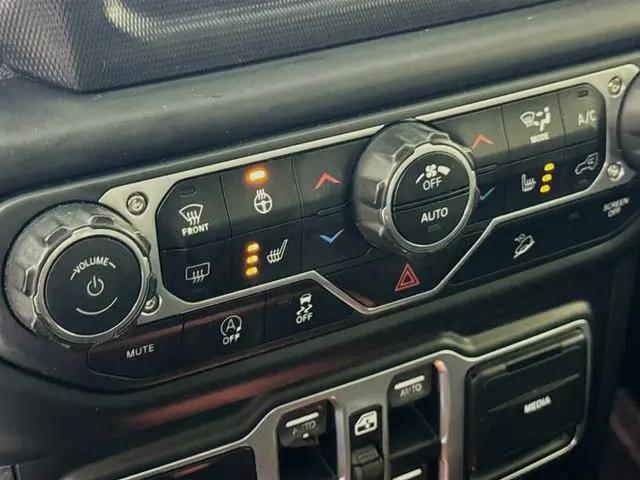 2018 Jeep Wrangler Unlimited Sahara 4x4
