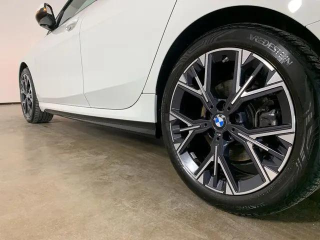2025 BMW Coupe xDrive
