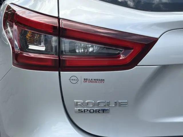 2022 Nissan Rogue Sport S FWD Xtronic CVT