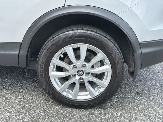 2022 Nissan Rogue Sport S FWD Xtronic CVT